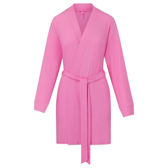 SKIMS Soft Lounge Robe Bubblegum Pink - Picture 1 of 3